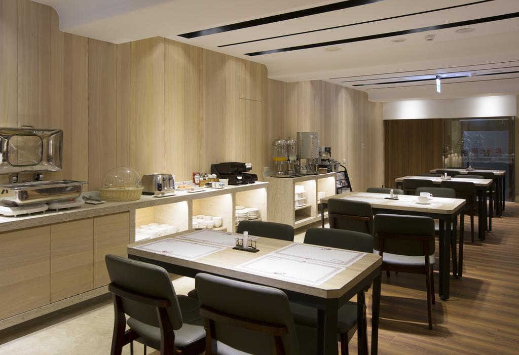 Noble Hotel Taipei Exterior photo